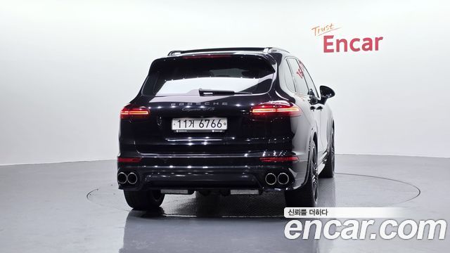 Porsche Cayenne 2016 — photo 4
