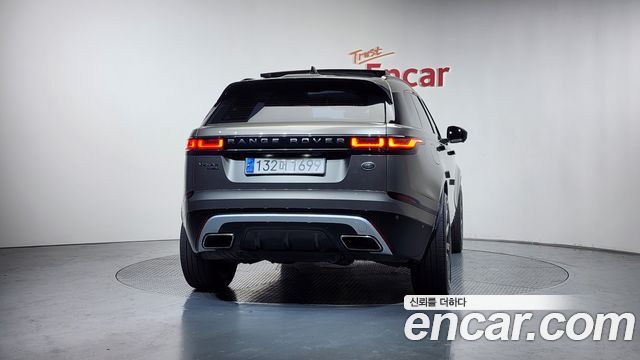Land Rover Range Rover Velar 2019 — photo 4