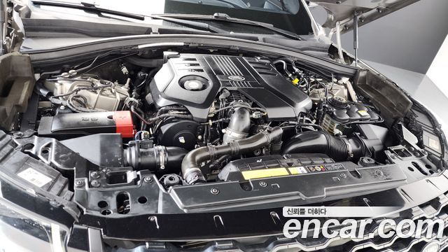Land Rover Range Rover Velar 2019 — photo 6