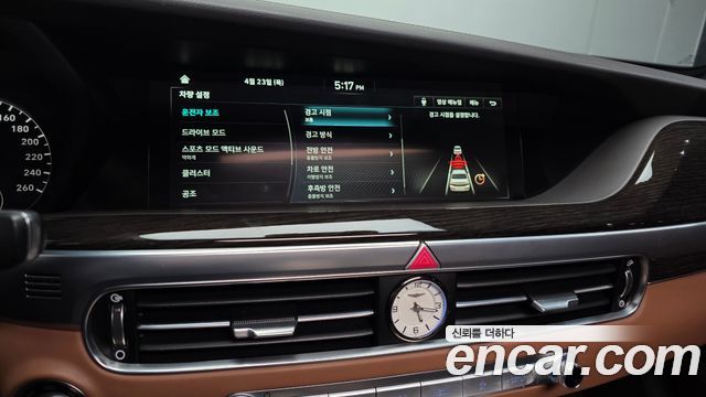 Genesis G90 2019 — photo 22