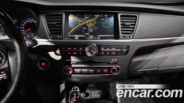 Kia K9 2014 — photo 21