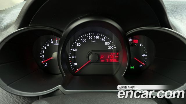 Kia morning 2012 — photo 8