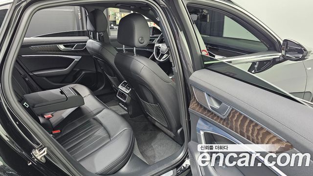 Audi A6 2020 — photo 17