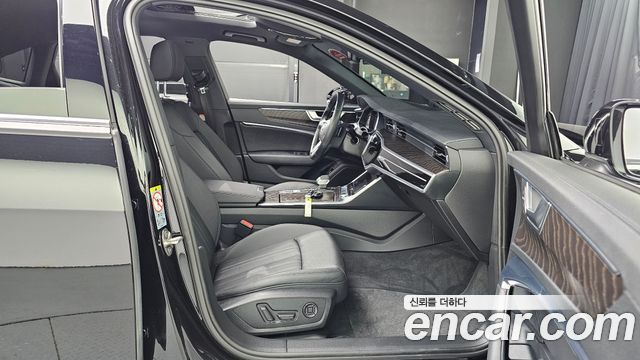 Audi A6 2020 — photo 18