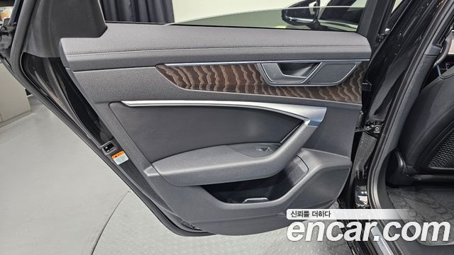Audi A6 2020 — photo 15