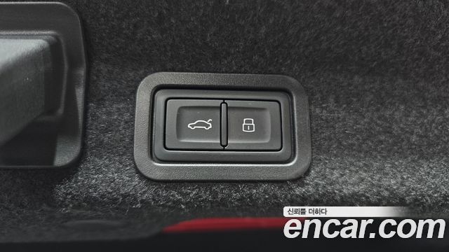 Audi A6 2020 — photo 32