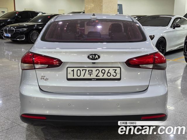 Kia K3 2017 — photo 4