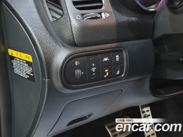 Kia K3 2017 — photo 14