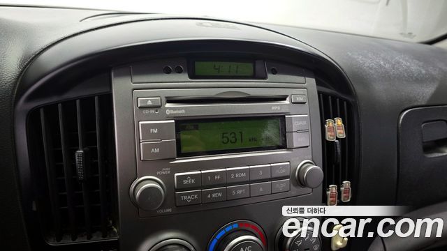 Hyundai Starex 2015 — photo 12