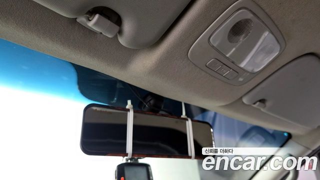 Hyundai Starex 2015 — photo 17