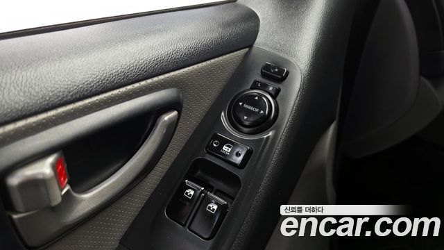 Hyundai Starex 2015 — photo 19