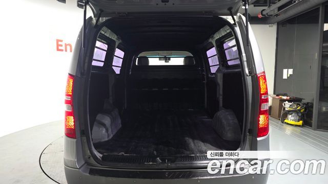 Hyundai Starex 2015 — photo 20