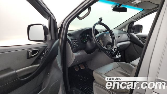 Hyundai Starex 2014 — photo 10