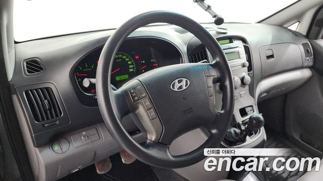 Hyundai Starex 2014 — photo 13