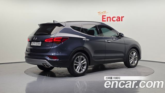 Hyundai Santafe 2016 — photo 2