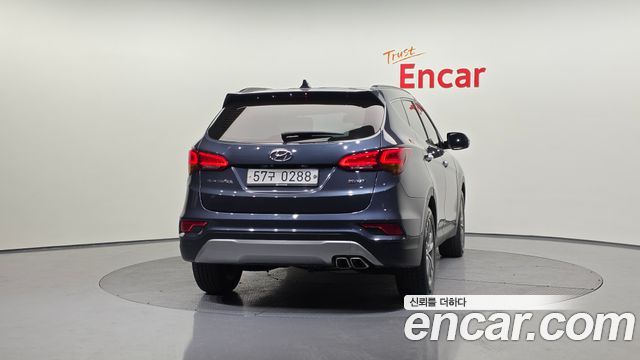 Hyundai Santafe 2016 — photo 4