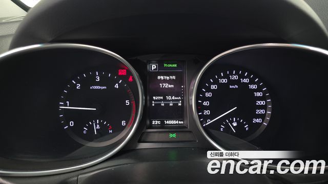 Hyundai Santafe 2016 — photo 11