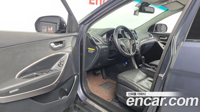 Hyundai Santafe 2016 — photo 13