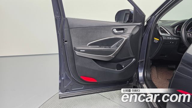 Hyundai Santafe 2016 — photo 14
