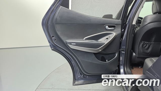 Hyundai Santafe 2016 — photo 15