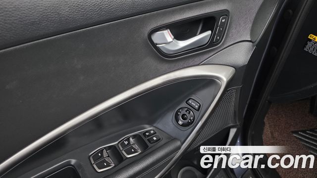 Hyundai Santafe 2016 — photo 27