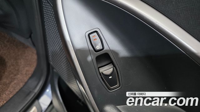 Hyundai Santafe 2016 — photo 33