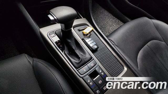 Kia K5 2020 — photo 12