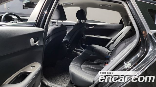 Kia K5 2020 — photo 18