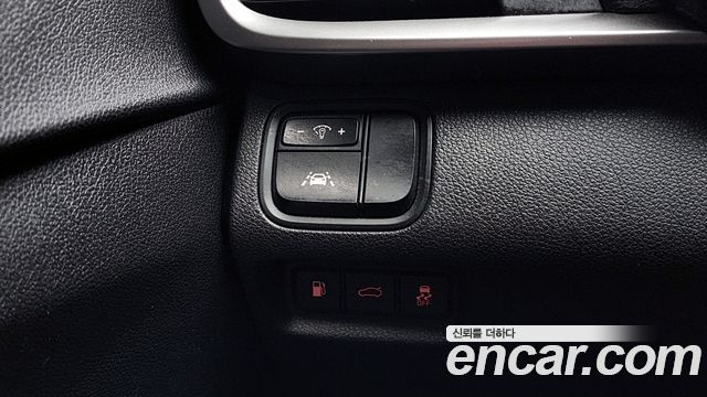 Kia K5 2020 — photo 29