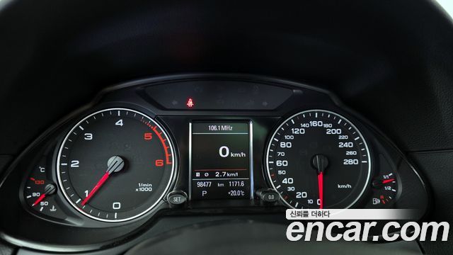 Audi Q5 2012 — photo 8
