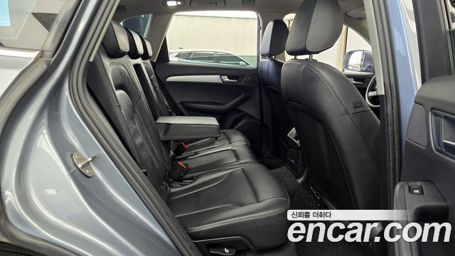 Audi Q5 2012 — photo 12