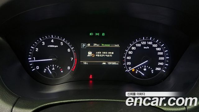 Genesis G80 2017 — photo 11
