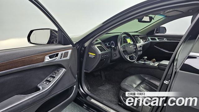 Genesis G80 2017 — photo 13