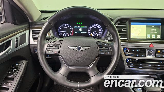 Genesis G80 2017 — photo 19