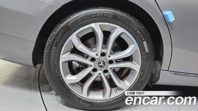 Mercedes-Benz C-Class 2016 — photo 5