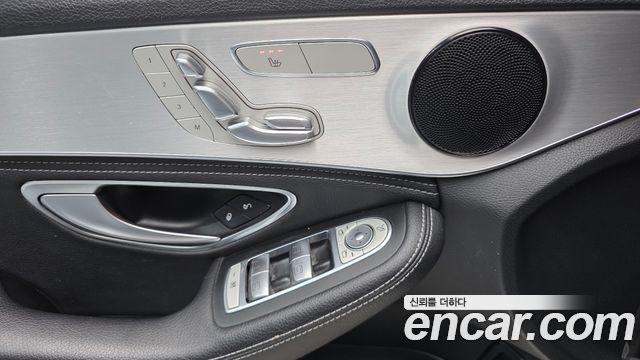 Mercedes-Benz C-Class 2016 — photo 13