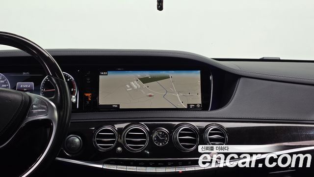 Mercedes-Benz S-Class 2016 — photo 17