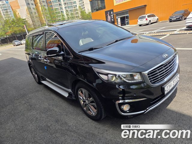 Kia Canival 2016 — photo 3