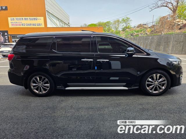 Kia Canival 2016 — photo 7