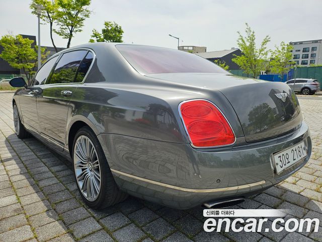 Bentley Flying Spur 2012 — photo 8