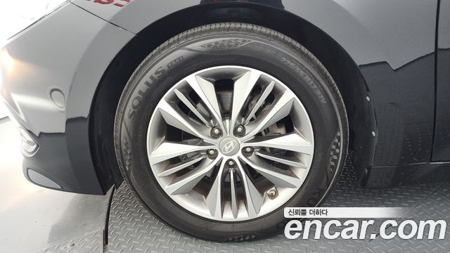 Hyundai Grandeur 2015 — photo 5