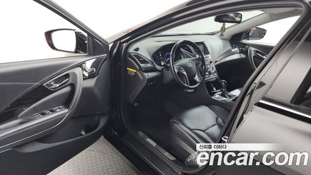 Hyundai Grandeur 2015 — photo 13