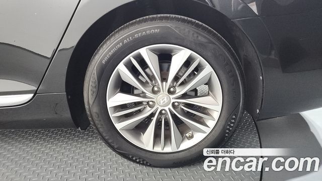 Hyundai Grandeur 2015 — photo 7