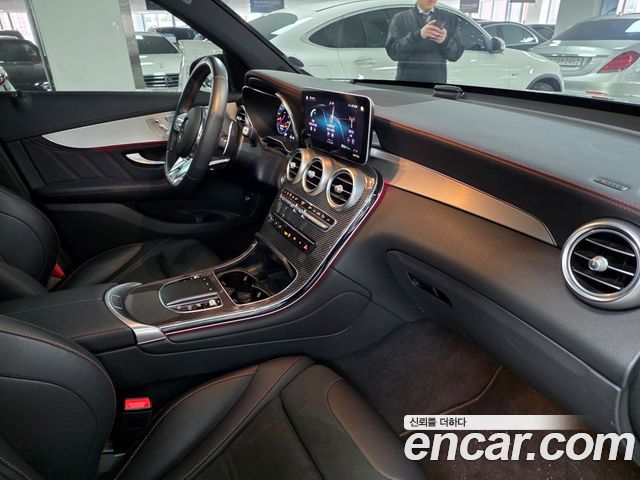 Mercedes-Benz GLC-Class 2022 — photo 13
