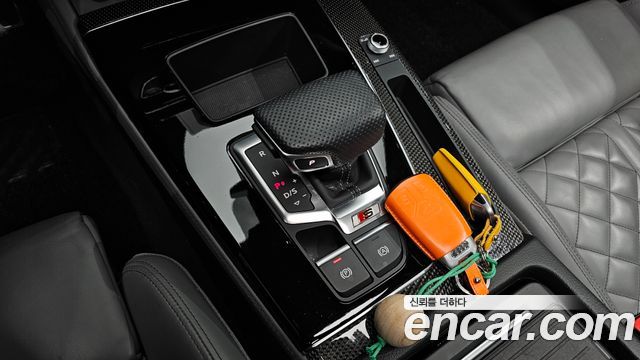 Audi SQ5 2021 — photo 12