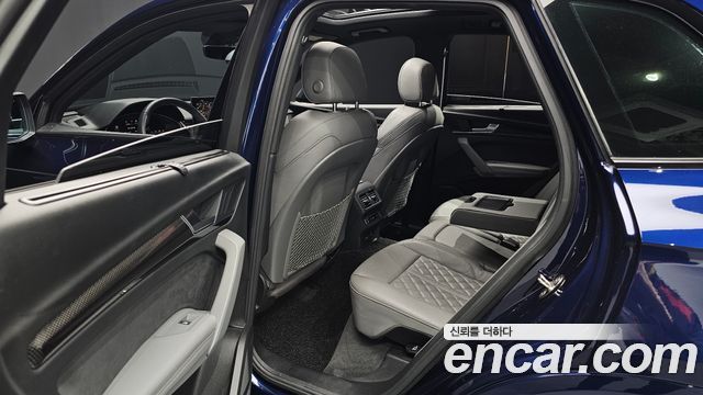 Audi SQ5 2021 — photo 18