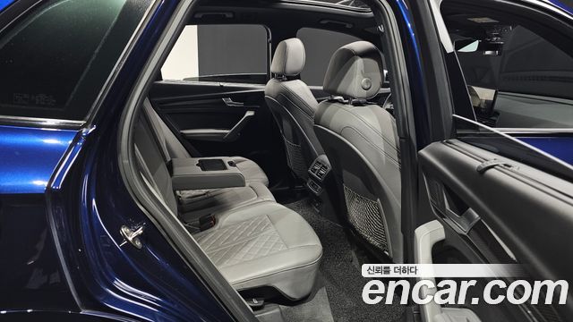 Audi SQ5 2021 — photo 16