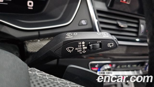 Audi SQ5 2021 — photo 28