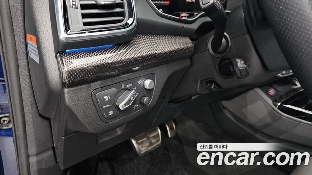 Audi SQ5 2021 — photo 32