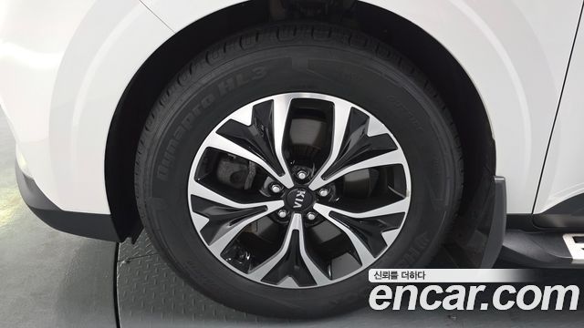 Kia Canival 2021 — photo 5